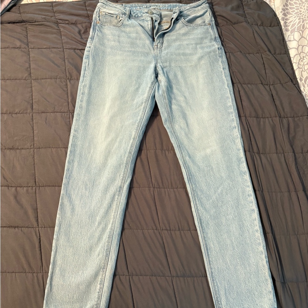 American Eagle Outfitters Light Blue Skinny Jeans
